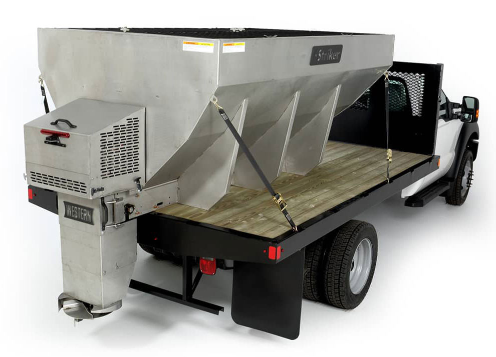 Optimize material distribution with the Striker™ stainless steel hopper spreader's innovative chute design, and protect nearby surroundings with the unique circular shutter deflector.